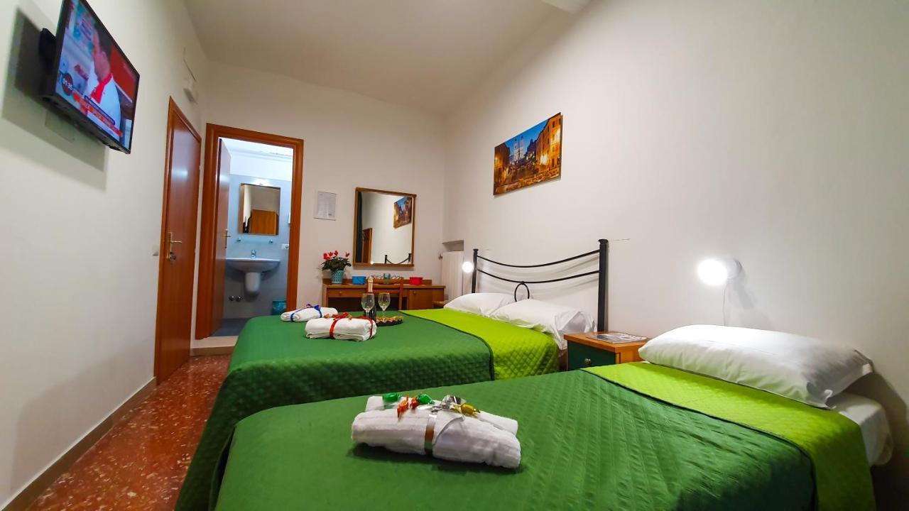 La Casa Verde Roma - Free Secure Parking If You Book 3 Nights Exterior foto